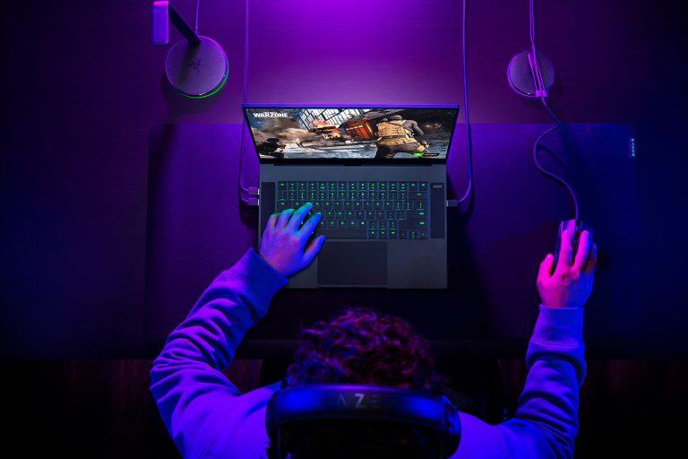 Razer Blade Top